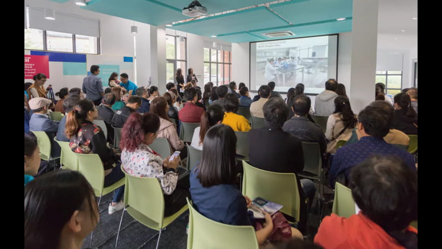 11月3日诺德安达校长见面会 - Meet the Principal of Nord Anders on 3 November